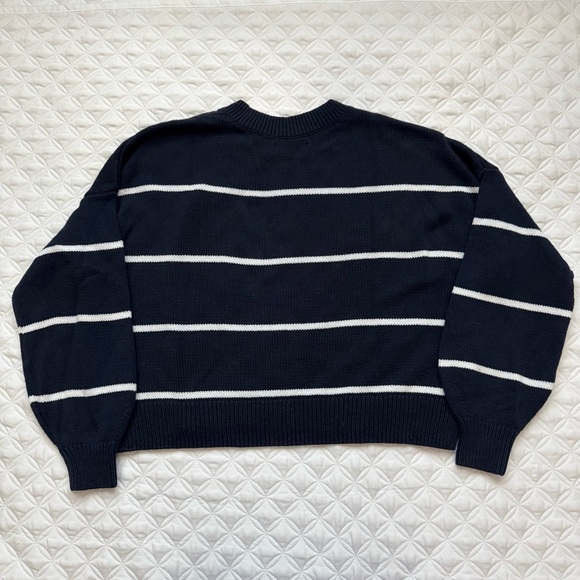 Hollister Navy and White Striped Crew Neck Sweater - Size M - Picture 1 of 12